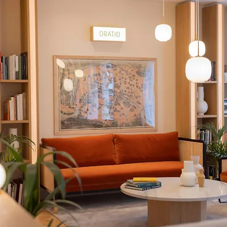 Oratio Otel