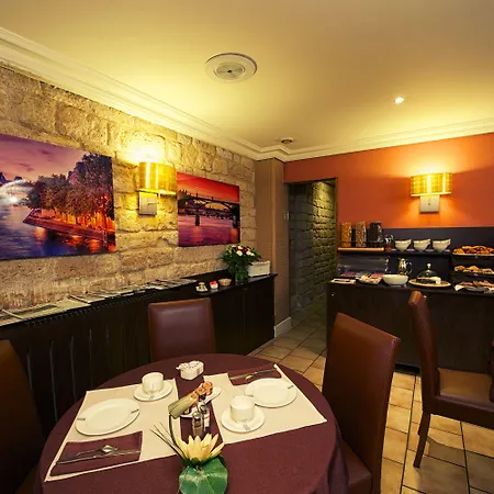 Otel Oratio Paris